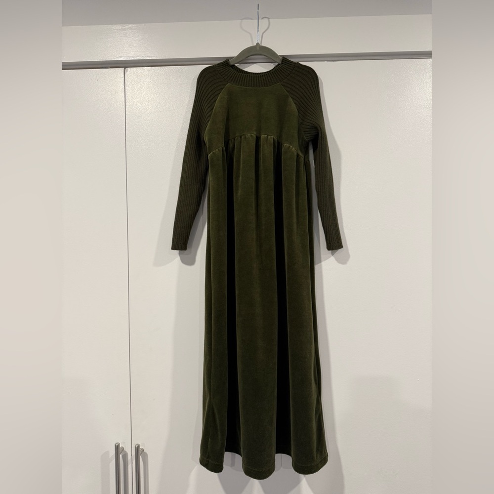 Green velvet maxi dress with knit sleeves